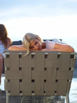 Conic 2-sits Soffa Höger Grå