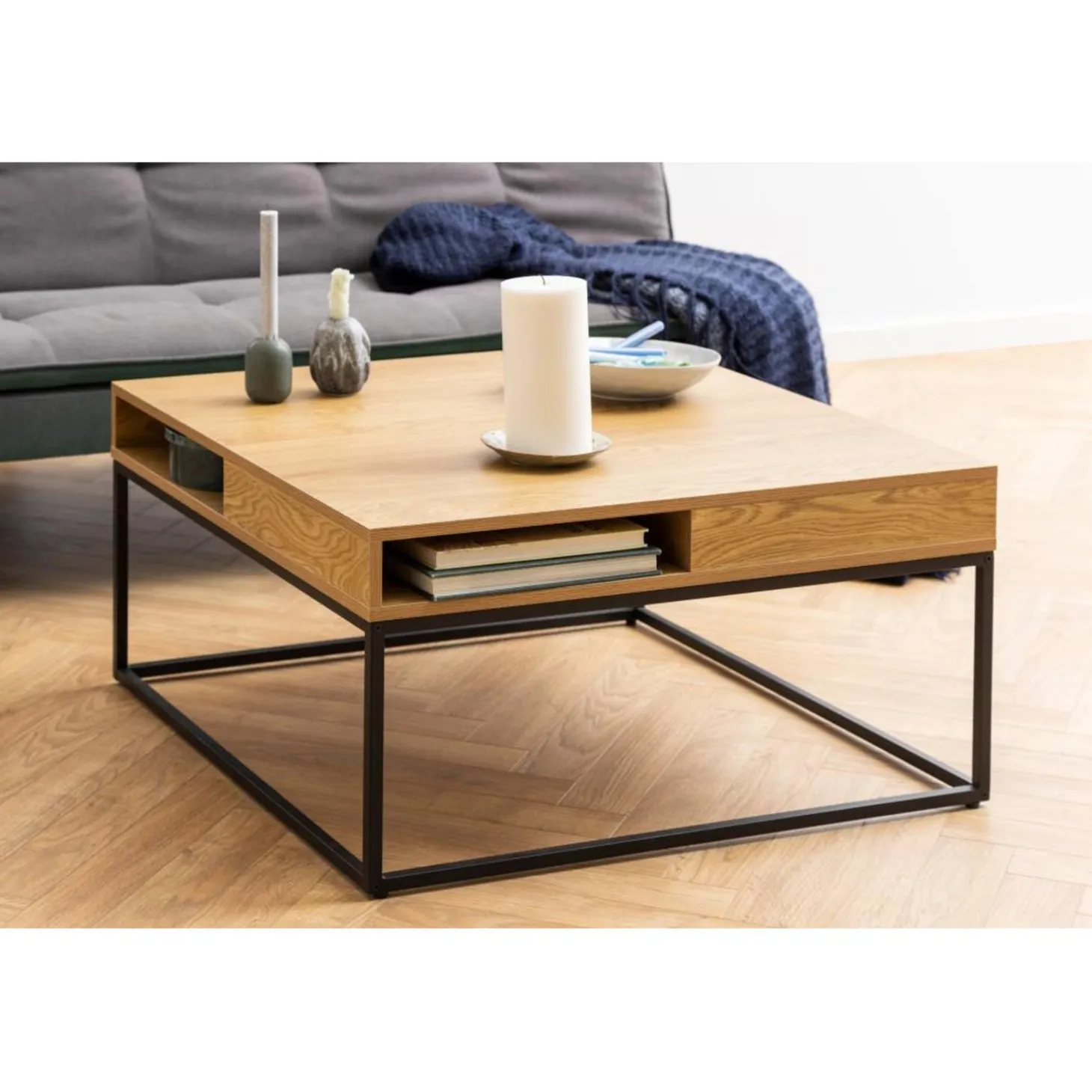 Willford Soffbord 80x80 cm Vild Ek